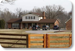 Okolona woman sues over SWAT team break-in PHOTO